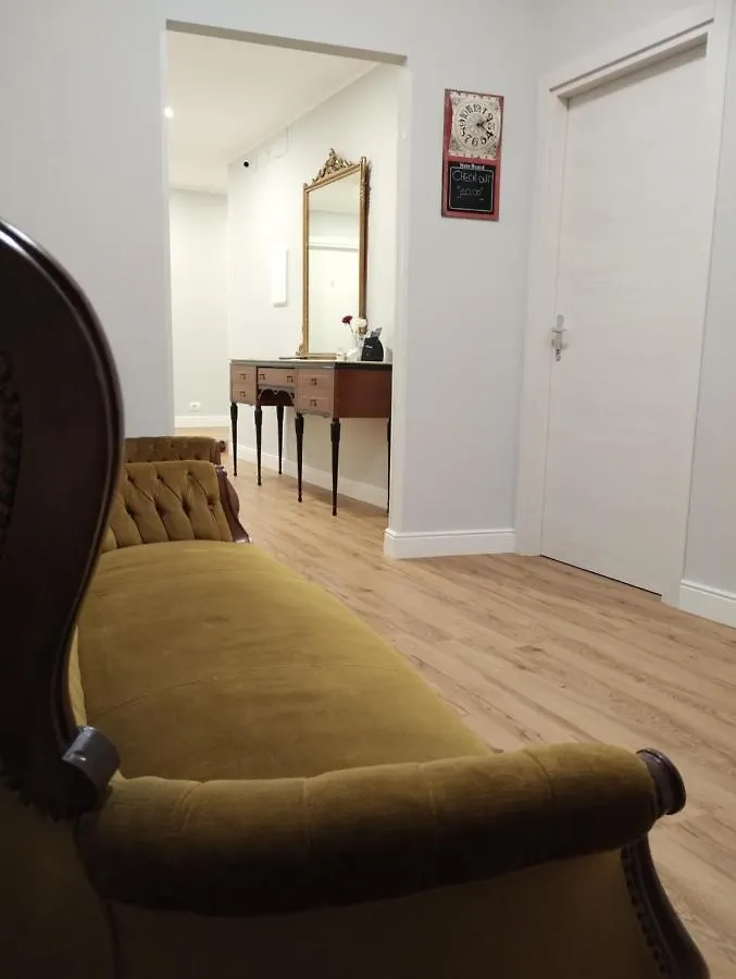 ** Alojamento de Acomodação e Pequeno-almoço Al Quadrato D'Oro Rooms Catânia Itália