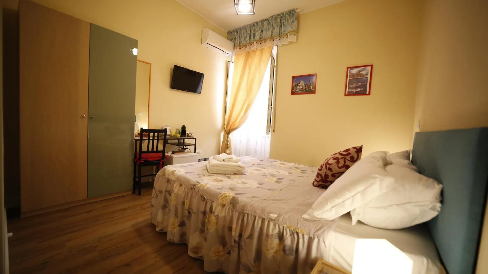 Bed & Breakfast Al Quadrato D'Oro Rooms Catania
