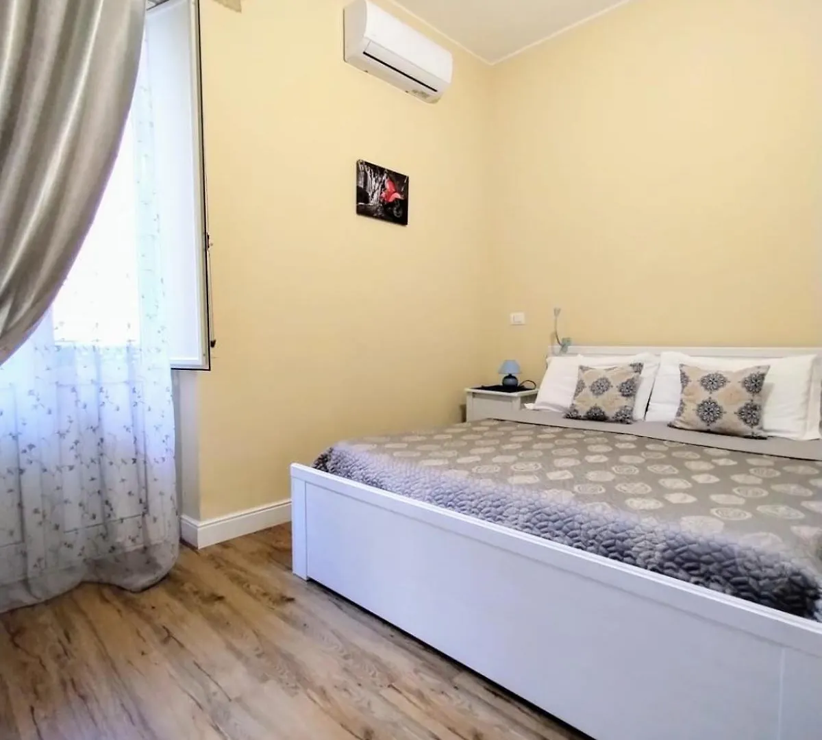 Al Quadrato D\'Oro Rooms contacts